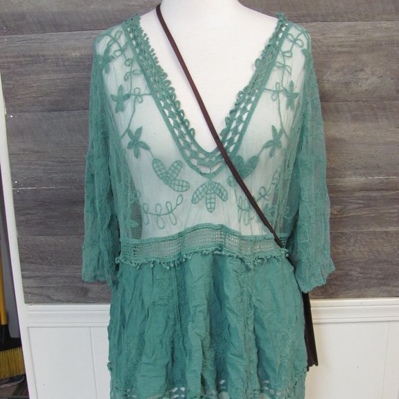 LADIES LACE BATHING SUIT COVER UP  HOST PICK - Picture 3 of 8